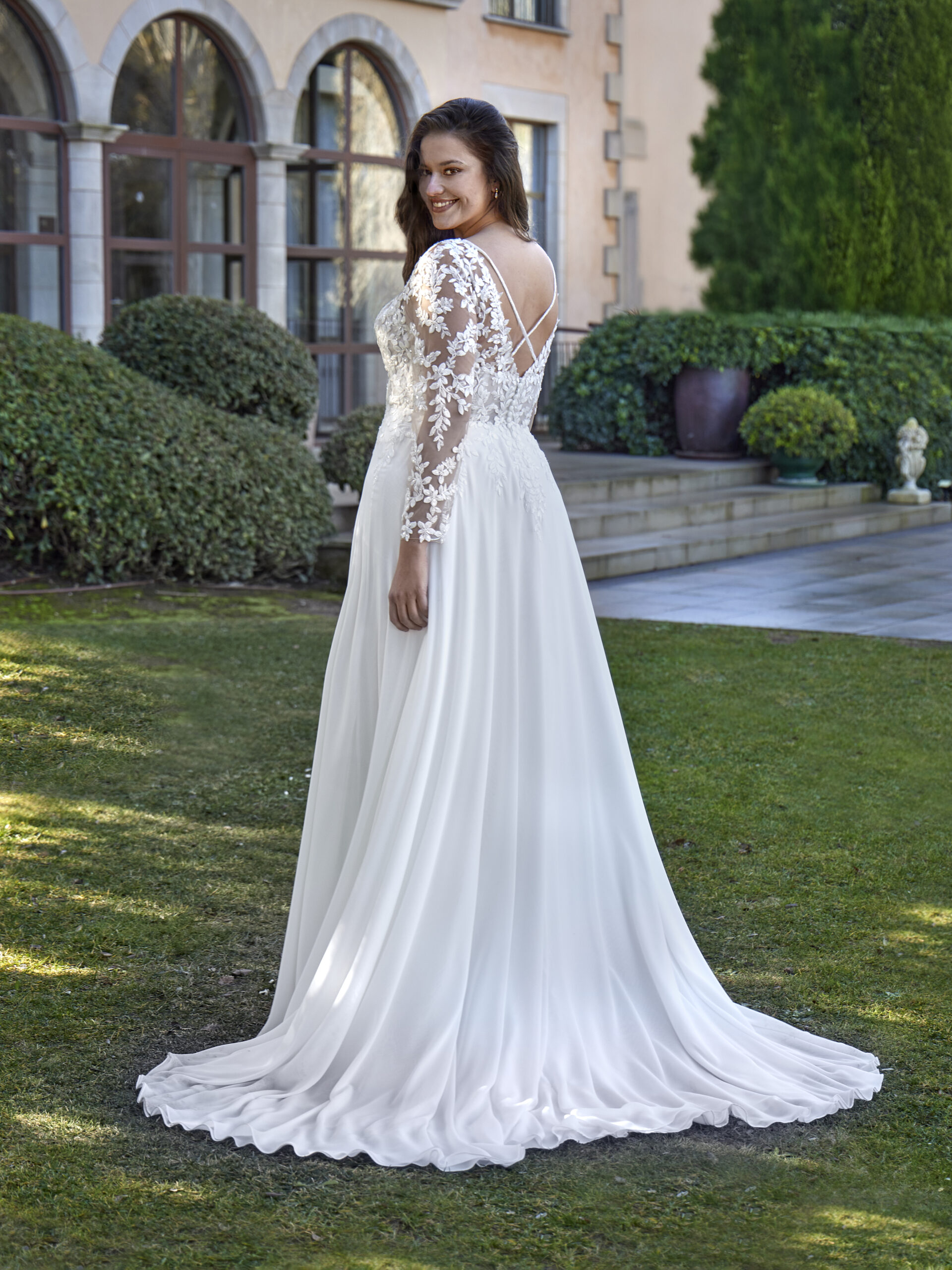 Robe Charopia – Image 2